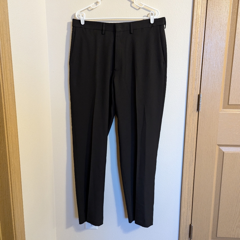 Haggar Classic Fit Dress Pants